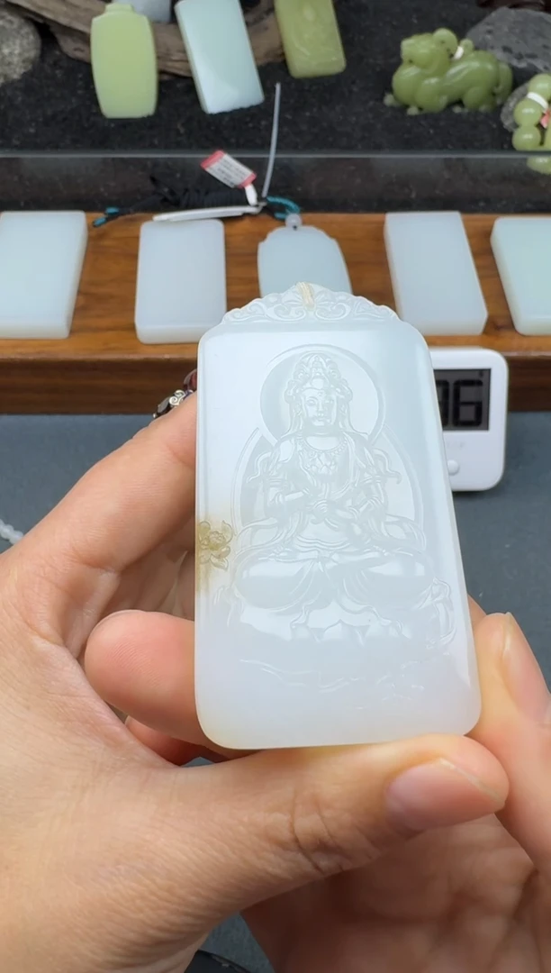 颈饰未镶嵌和田玉2