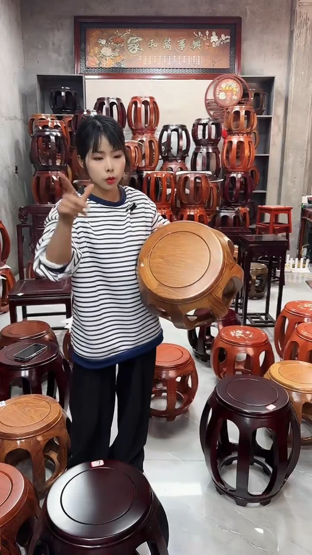 【闪购商品】花梨木类家具花梨木原木色大号鼓凳一对