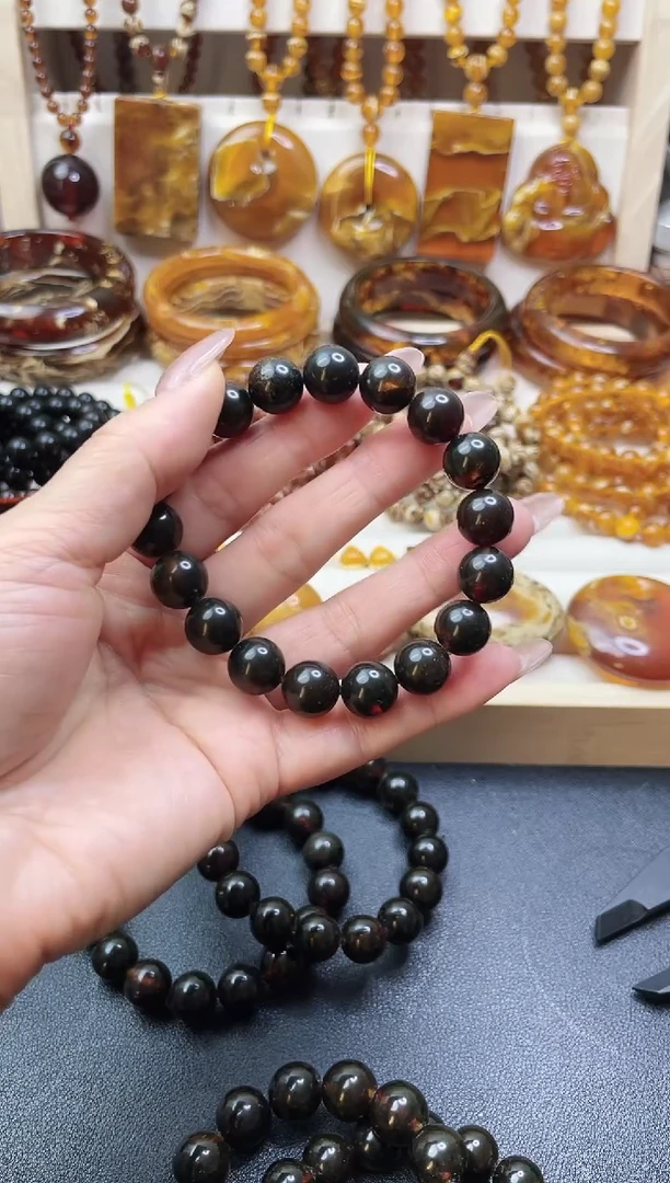 无非金属药珀卡11+的单圈微瑕多样性发