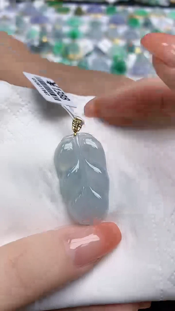 【闪购商品】翡翠颈饰18K金镶嵌天然翡翠A货