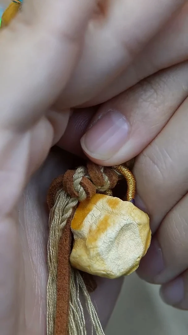 【闪购商品】蜜蜡裸石未镶嵌原石