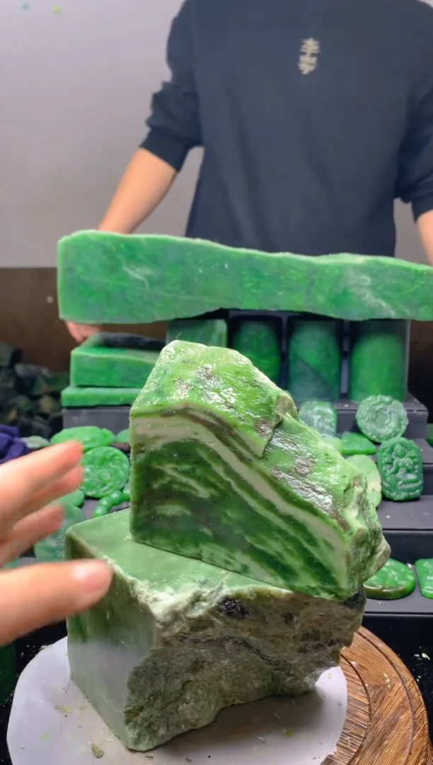 未镶嵌和田玉珠宝半成品1