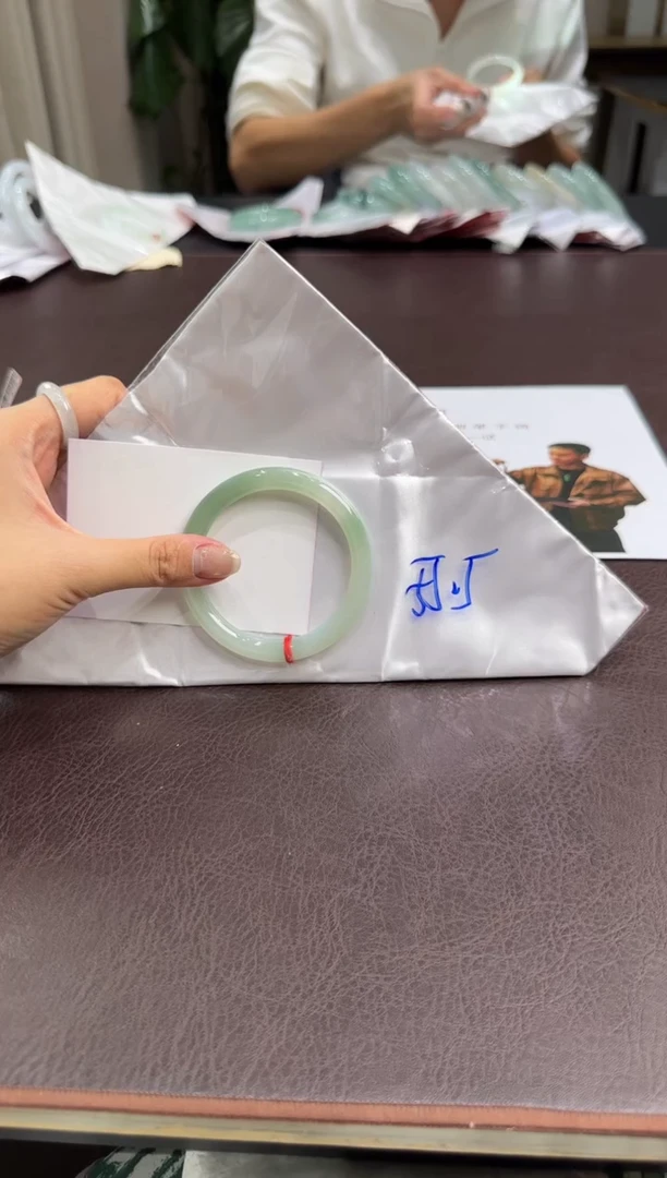 未镶嵌手镯翡翠嘻****漏BG11221-10