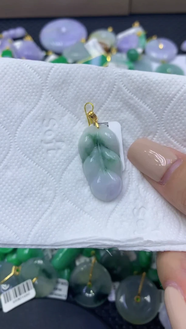 颈饰未镶嵌翡翠天然缅甸翡翠A货