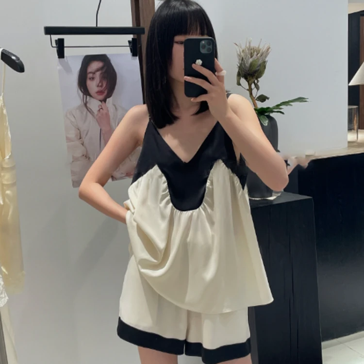 吊带睡衣女款2025新款夏季高级感短裤套装冰丝可外穿家居服两件套