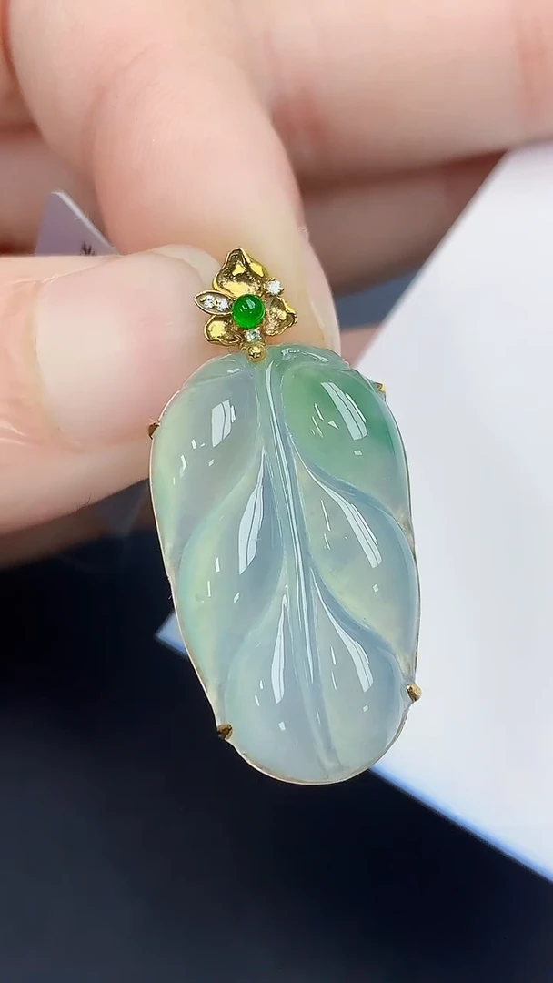 颈饰18K金镶嵌翡翠天然缅甸A货百元以上9元证书费自理