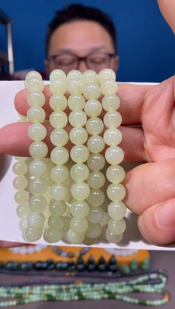 未镶嵌手链和田玉颜色多样性发货拍一发一