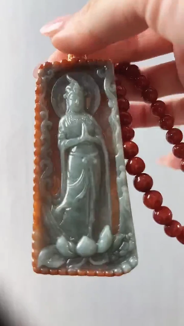 颈饰未镶嵌翡翠观音