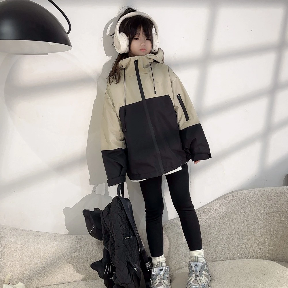 女童冬装加厚冲锋衣2024新款洋气女大童时髦秋冬撞色连帽夹棉外套