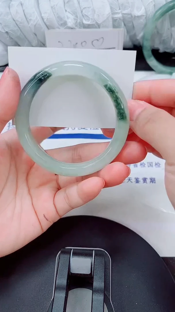 未镶嵌手镯石英质玉45-55/56