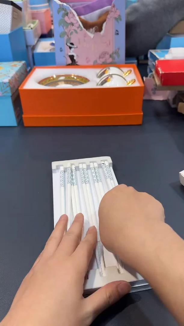 【闪购商品】碗B824-H1798全场正品，京东包邮