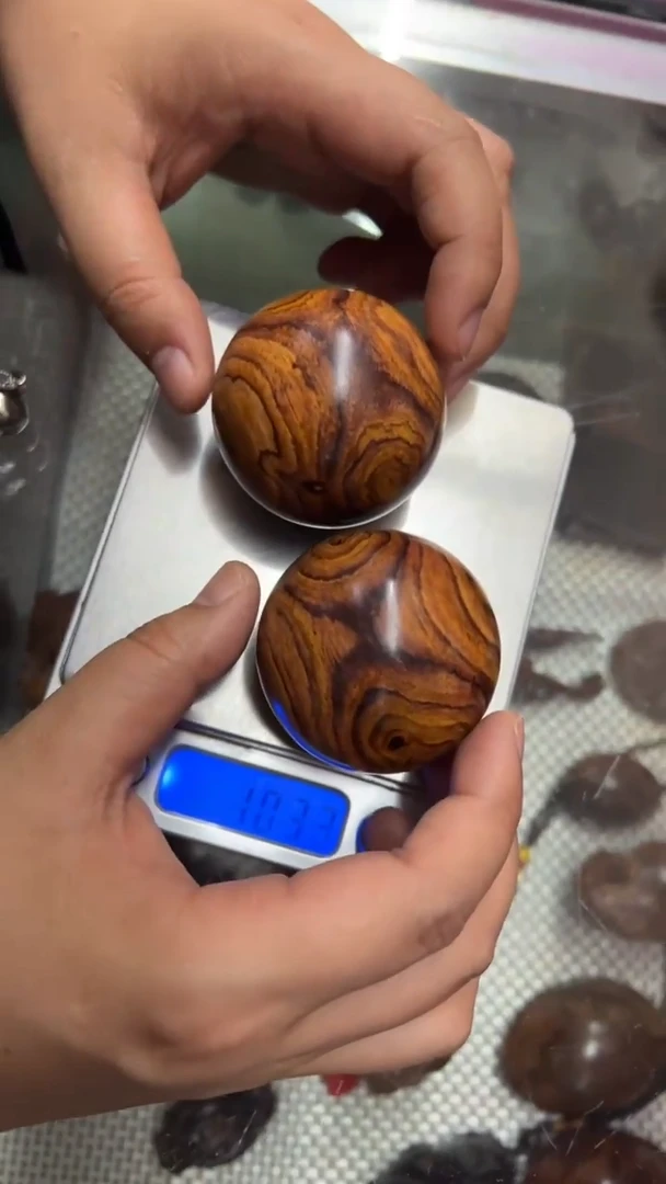 黄花梨/降香黄檀手串/手链Z12海黄手球一对