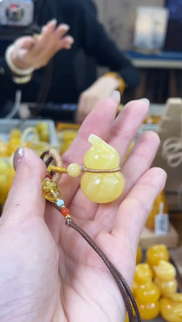 裸石琥珀未镶嵌J14微瑕