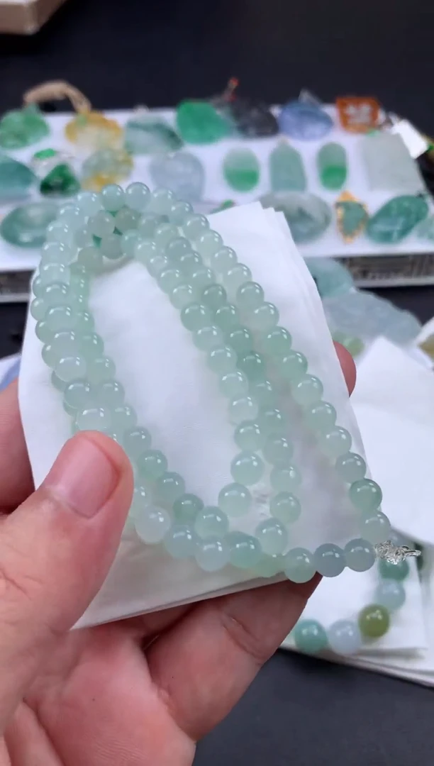 未镶嵌定制翡翠平**乐翡翠