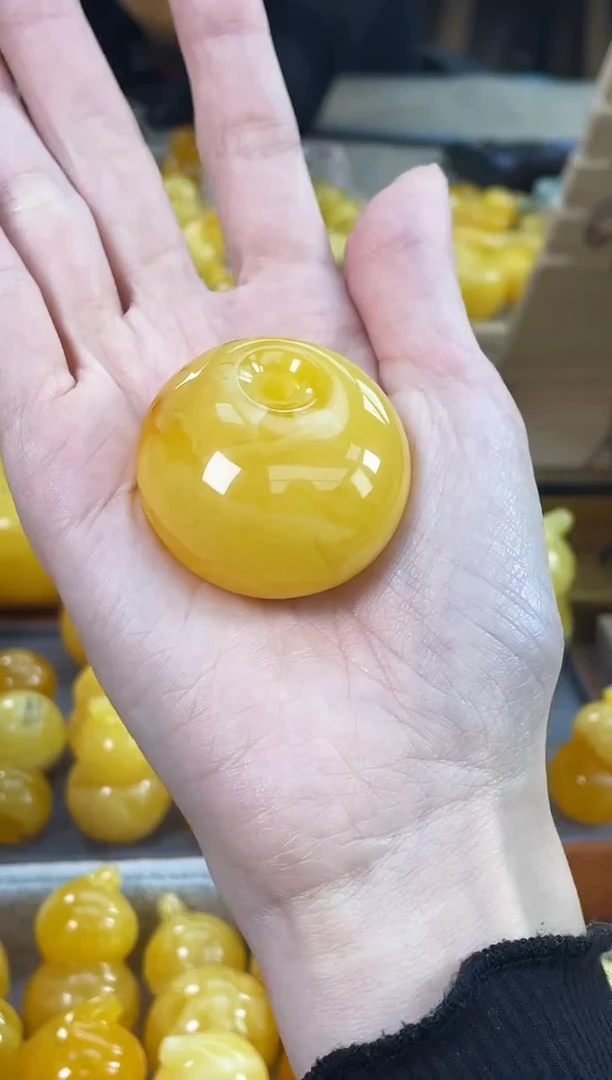 裸石琥珀未镶嵌J40