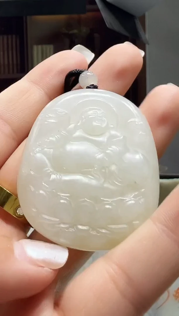 颈饰未镶嵌和田玉新疆和田玉黑山料无事牌