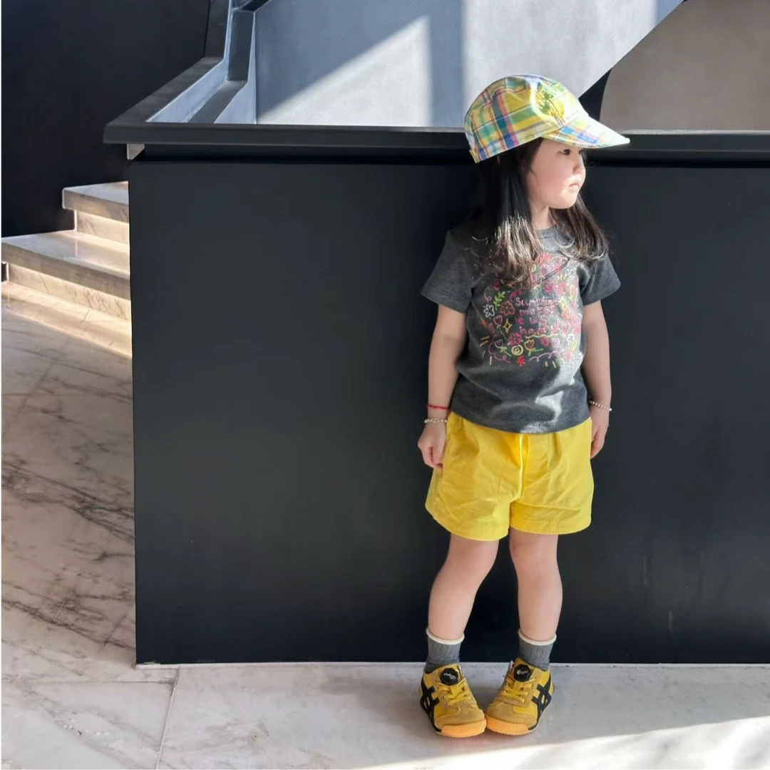 《在仓》女童2025夏季新款韩版休闲简约灰色短袖T恤黄色短裤套装