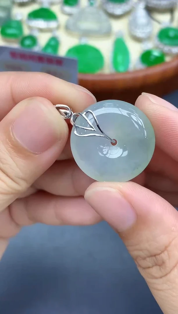 颈饰18K金镶嵌翡翠140-中国好珍宝