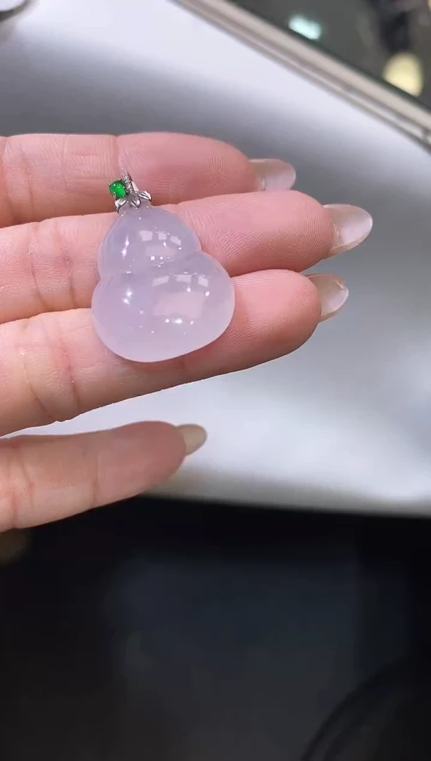 吊坠(不含链)18K金镶嵌翡翠葫芦