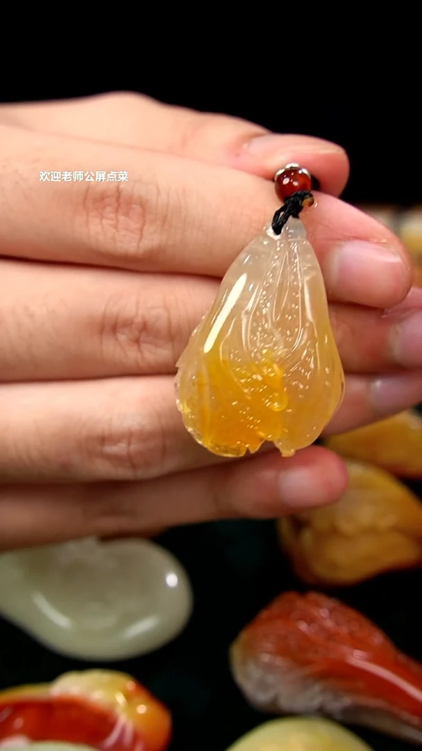 寿山石水洞石挂坠