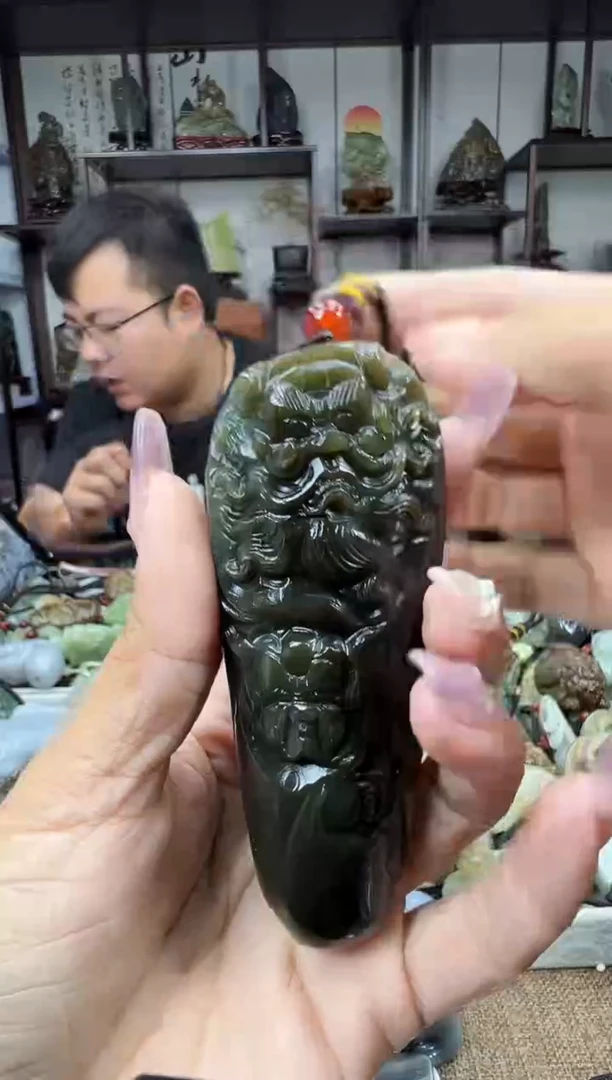 未镶嵌和田玉把件1