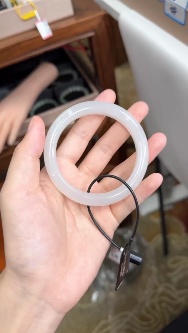 未镶嵌手镯和田玉58