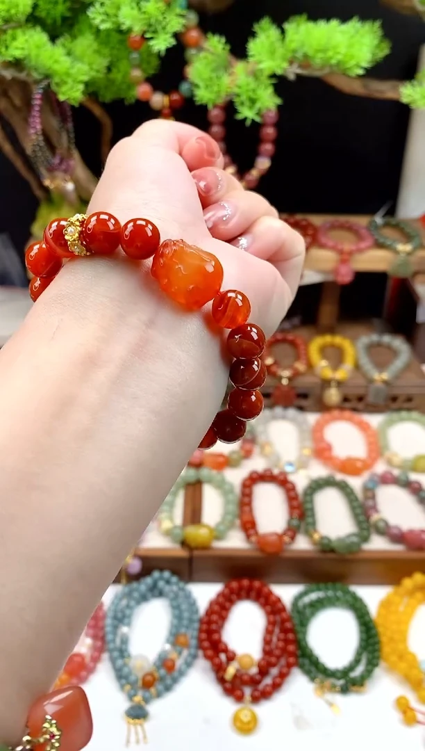 未镶嵌玛瑙手饰跑环貔貅