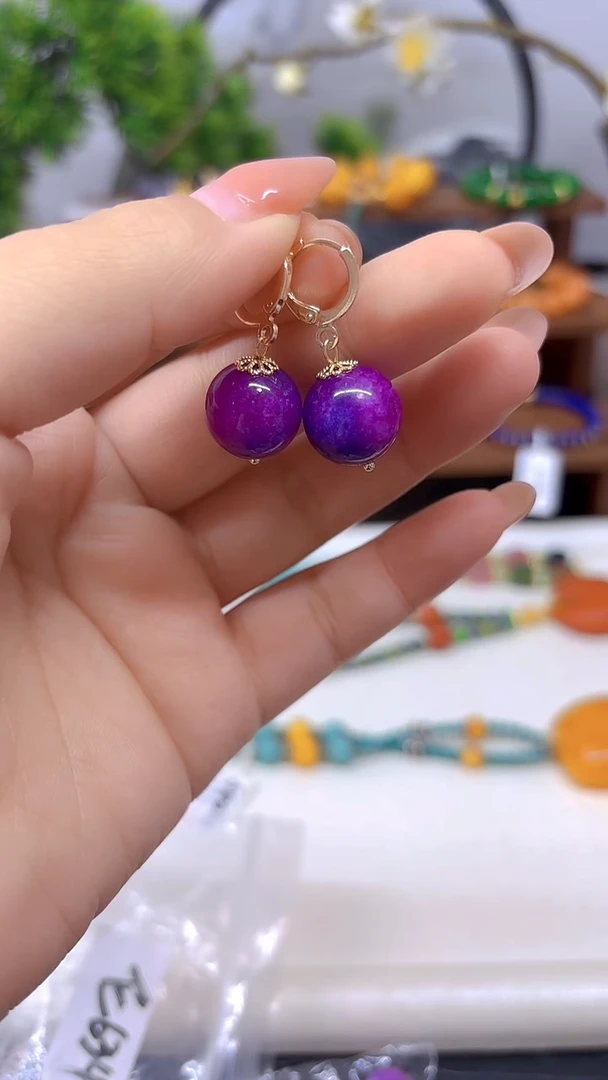 14K金镶嵌苏纪石（舒俱来）耳饰E634