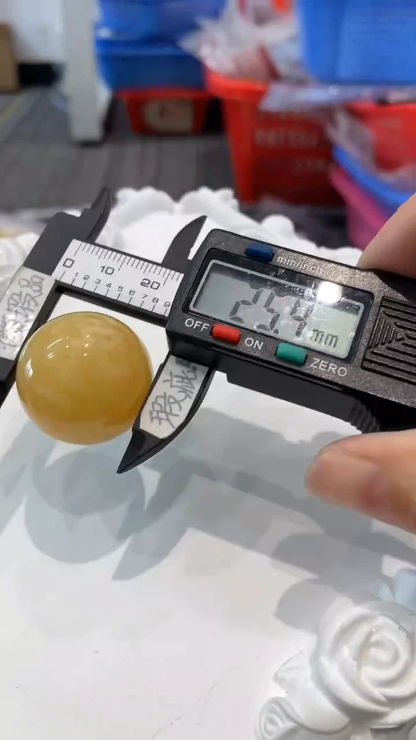 【闪购商品】未镶嵌琥珀珠宝奇石511