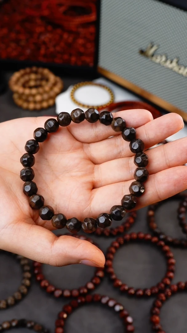 檀香木手串/手链阴沉老山檀香9+mm无相单圈