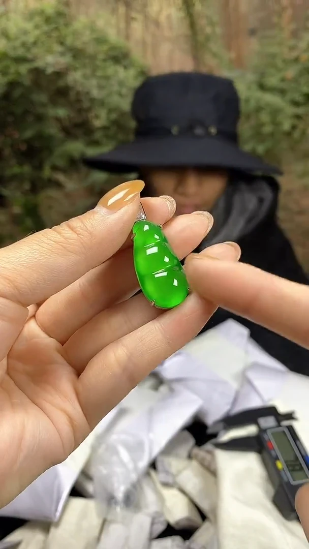 满色吊坠 所见即所得！！