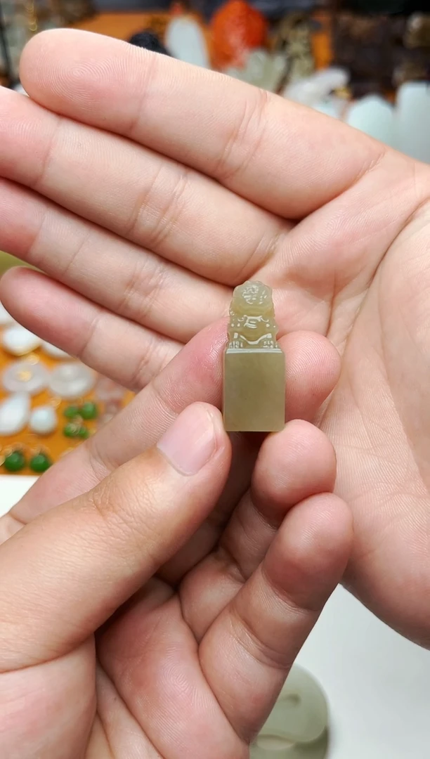 【闪购商品】和田玉摆件未镶嵌印章01