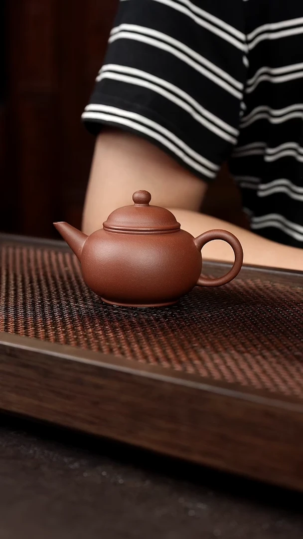 茶壶紫砂红皮龙水平