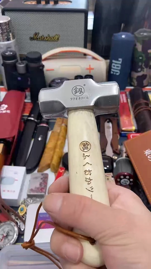 瓷片闪购商品 如图所示