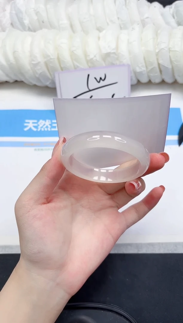 未镶嵌手镯石英质玉41-56-仪式感