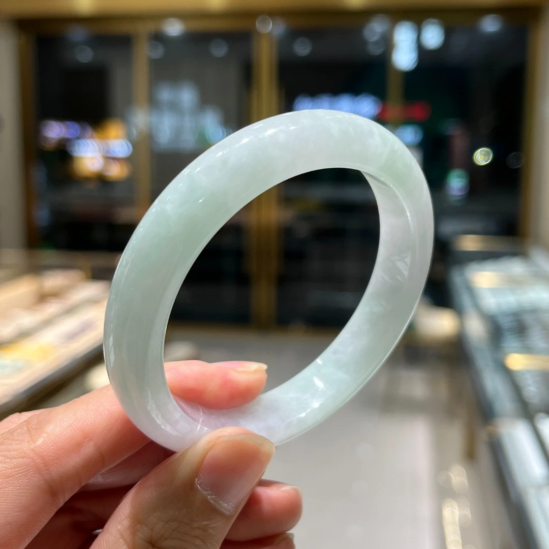 195#56正圈 天然A货翡翠手镯