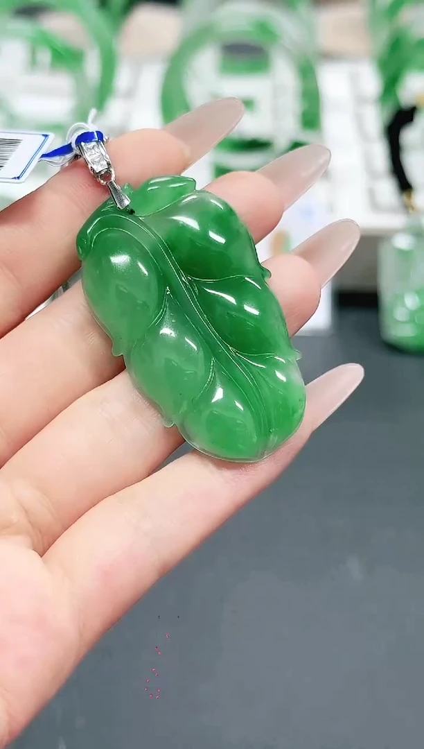 未镶嵌1石英质玉（非洲翠）/5302