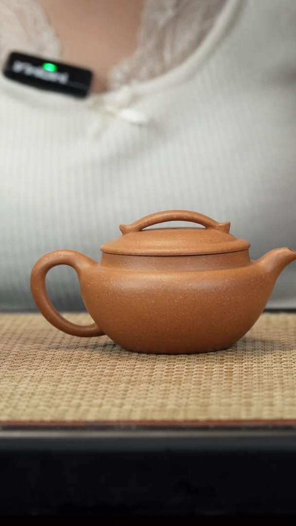 【闪购商品】紫砂茶壶黄降坡一页汉瓦150c