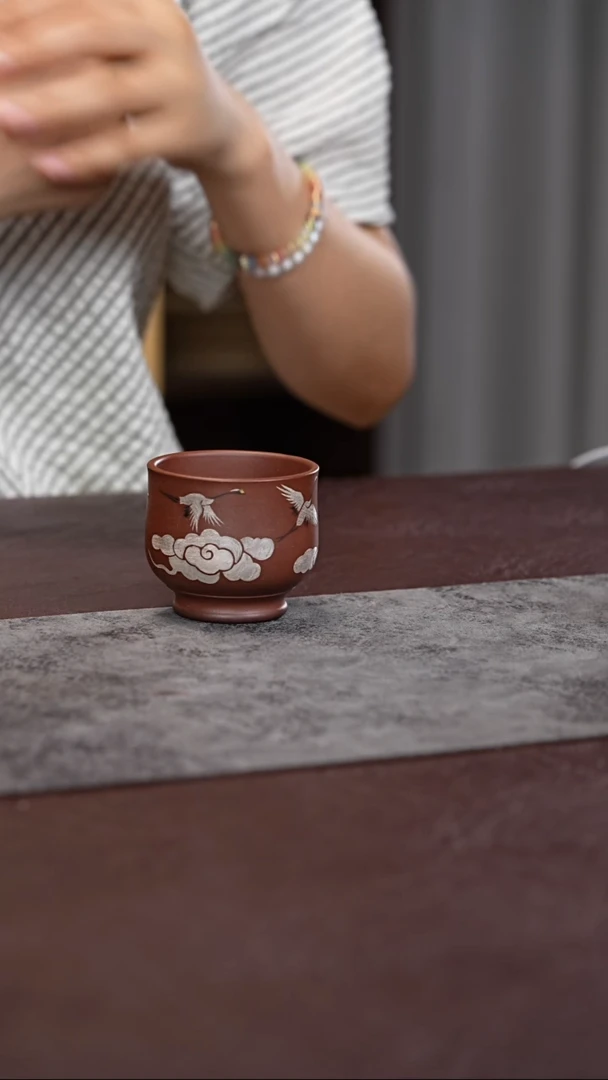 茶杯紫砂金银绘仙鹤 紫泥 主人杯