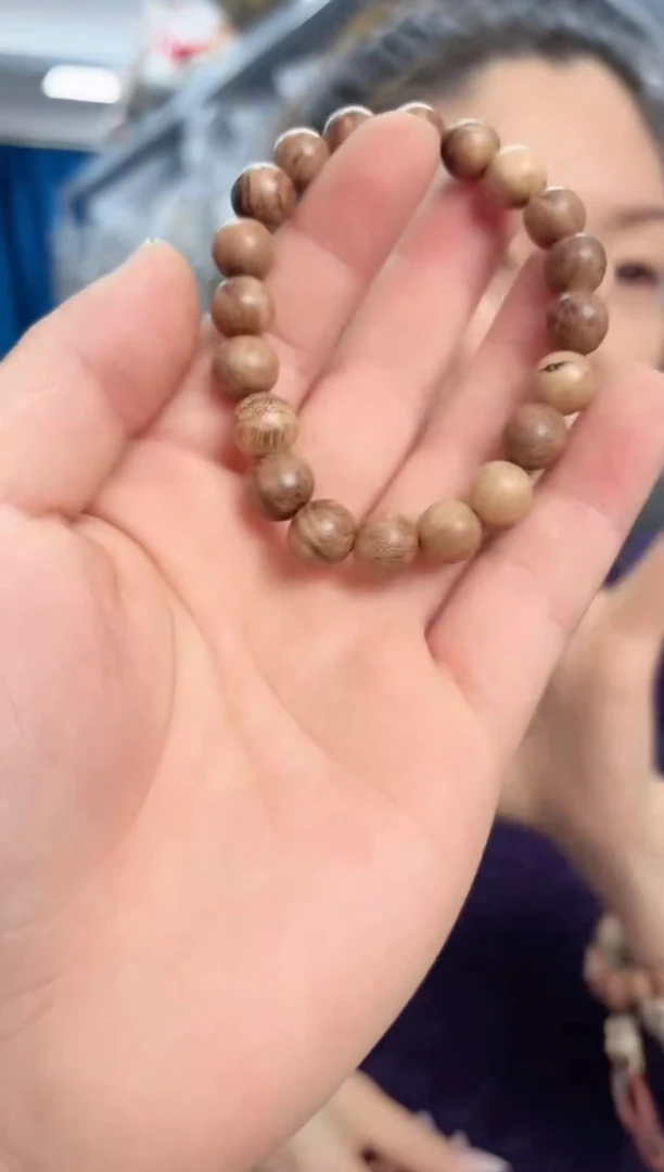 【闪购商品】木奶香木1.0单圈手串