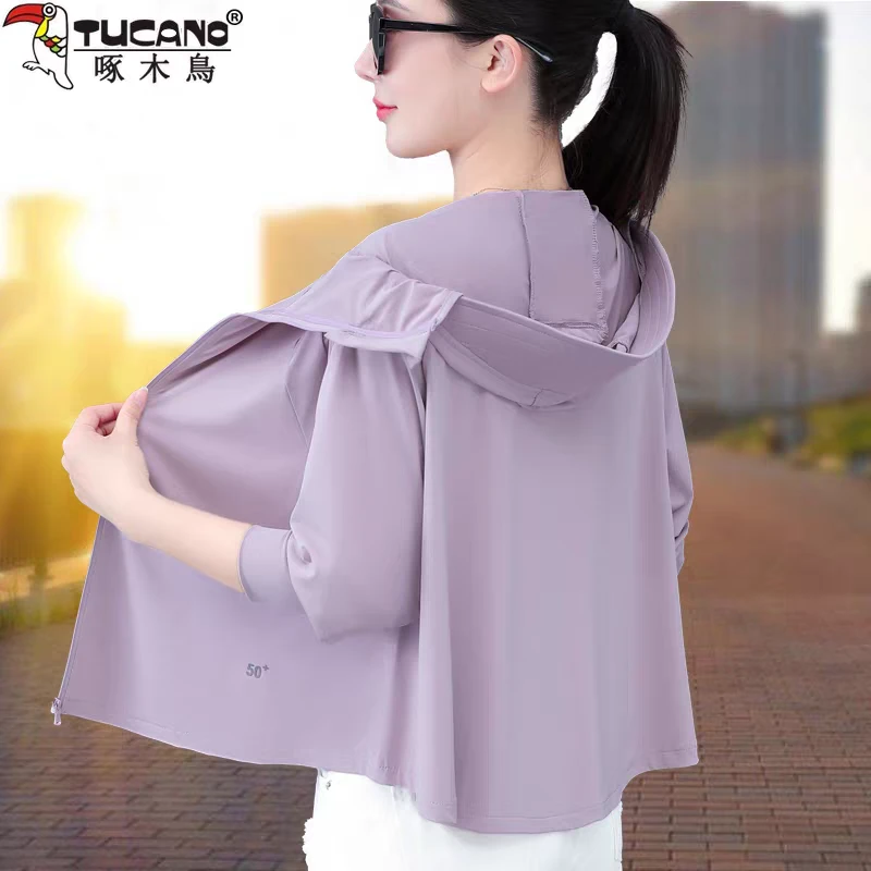 啄木鸟冰丝斗篷防晒衣女夏季2025短款连帽薄款防晒衫防紫外线外套