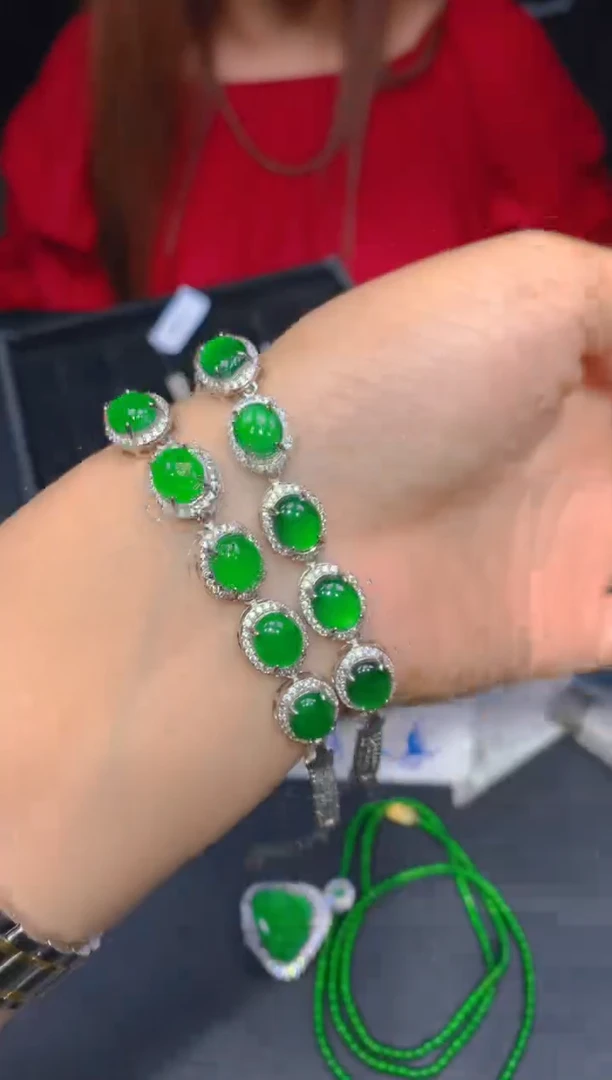 【闪购商品】定制翡翠未镶嵌99多样性发货（发其一）