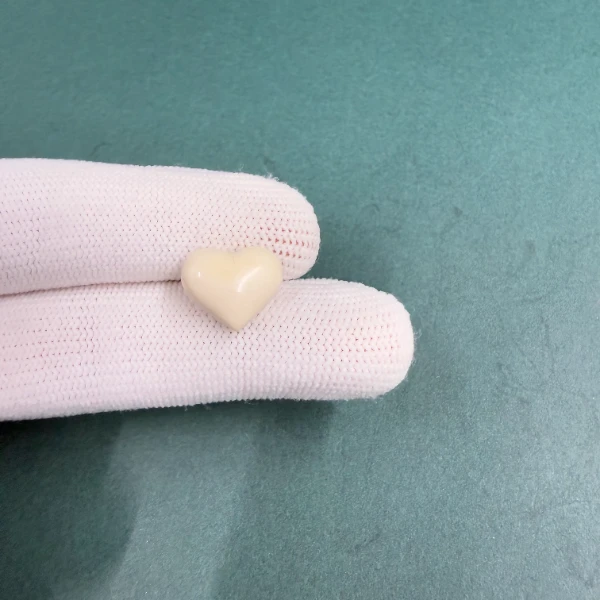 D1241天然猛犸牙爱心配饰 支持鉴定 假一罚四