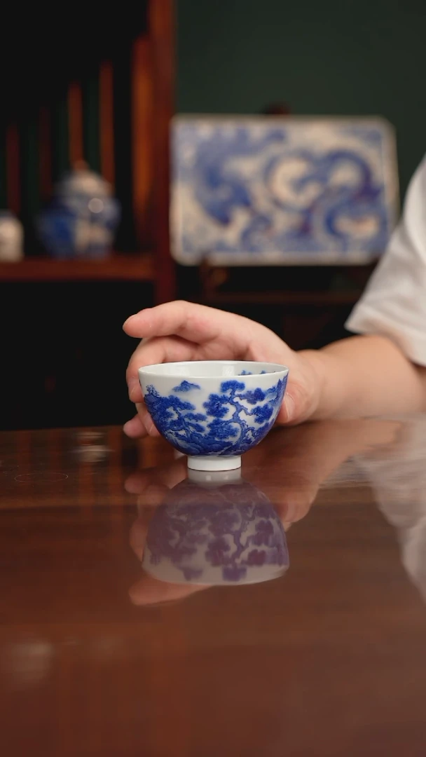 晓月柴窑 山水鸡心杯
