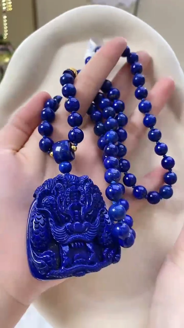 未镶嵌青金石颈饰吊坠