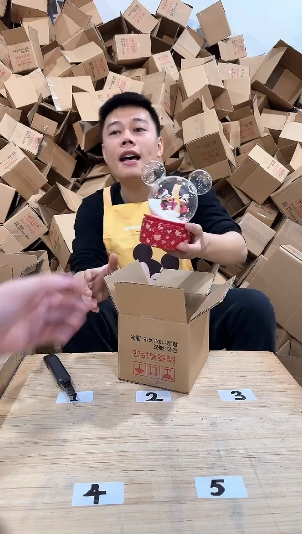 瓷片圣诞米奇米妮首饰盒
