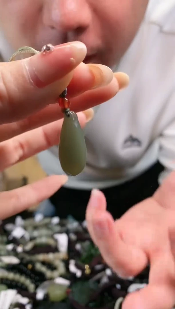 【闪购商品】和田玉颈饰未镶嵌多样性发货，拍一发一