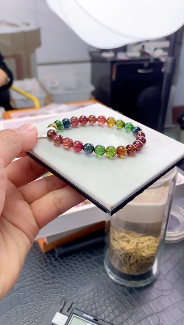 【闪购商品】碧玺手串未镶嵌多样性发一条