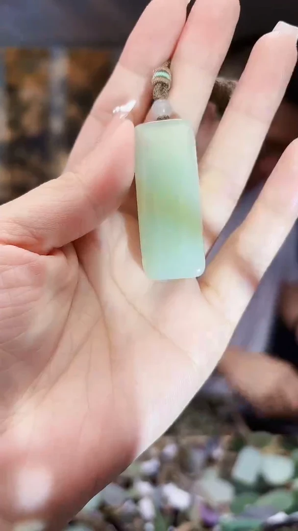 和田玉未镶嵌挂件拍一发一