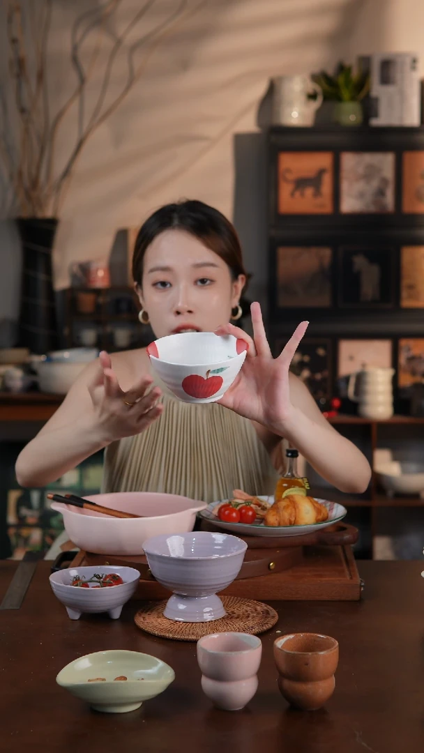 陶瓷人工手绘釉下彩5寸苹果米饭碗 微瑕 凑满20发货